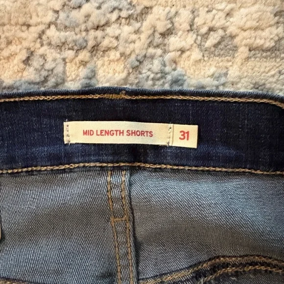 Levi's Dark Blue Jean Shorts - Picture 3 of 3